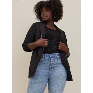 NWT Torrid Studio LS Crepe Black Cinched Waist Single Button Blazer 1X 14-16